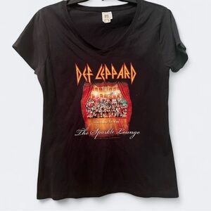 Def Leppard Graphic T-Shirt